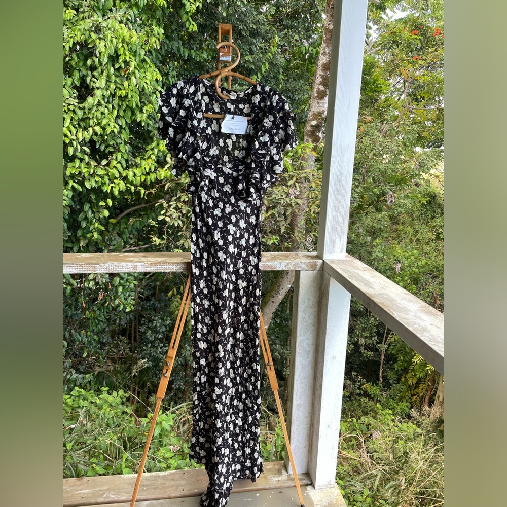 Doen Dress BNWT
